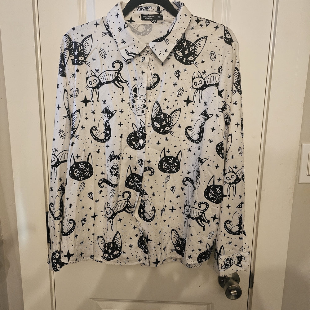 Black and White Cat Print Button Up